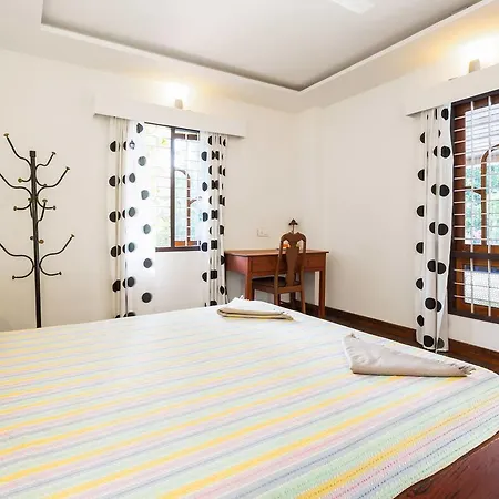 Marari Beach Pearl Homestay Mararikulam Exterior photo